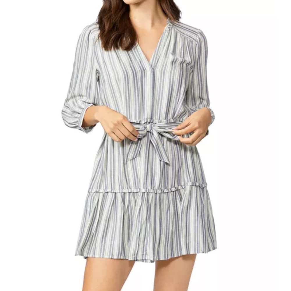 Paige Kylenn Dress. NWT size small
